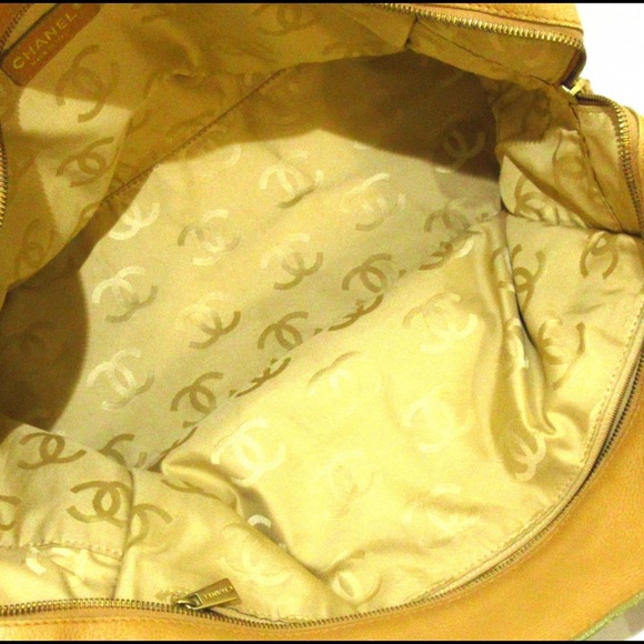 Chanel perfect for Fall!!! Tan/ yellow with lime green on edges - Picture 15 of 16